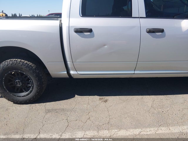 Aukcja sprzedaży 2018 Ram 1500 Express  4x4 5'7 Box, vin: 1C6RR7KG1JS146940, numer aukcji: 44984211
