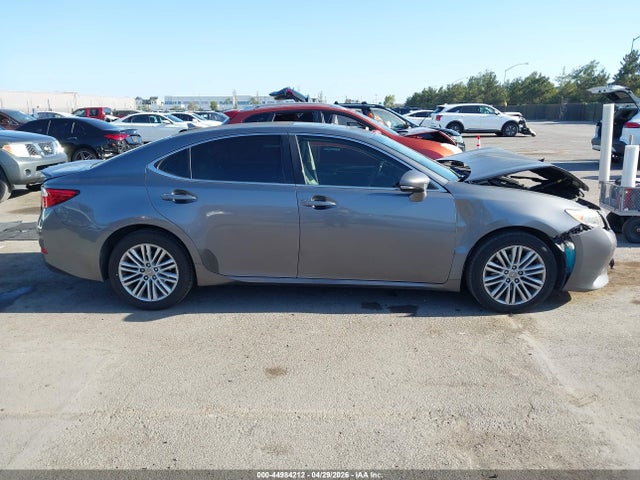 44984212 :رقم المزاد ، JTHBK1GG2E2113423 vin ، 2014 Lexus Es 350 مزاد بيع