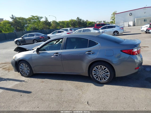 44984212 :رقم المزاد ، JTHBK1GG2E2113423 vin ، 2014 Lexus Es 350 مزاد بيع