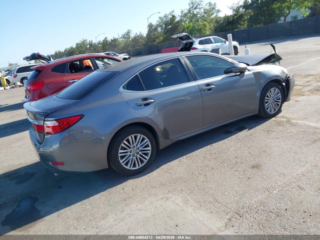 44984212 :رقم المزاد ، JTHBK1GG2E2113423 vin ، 2014 Lexus Es 350 مزاد بيع