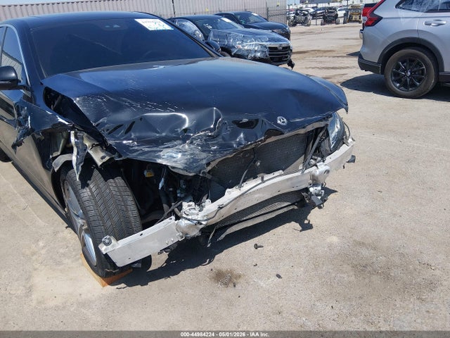 WDDZF6GB8JA430893 Mercedes-Benz E 400 4matic