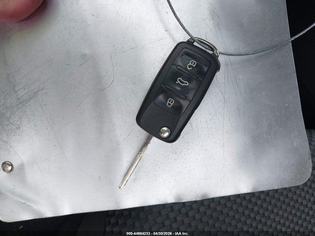 Продаж на аукціоні авто 2011 Volkswagen Jetta 2.0l S, vin: 3VW1K7AJ2BM068294, номер лоту: 44984233