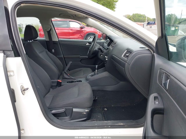 Продаж на аукціоні авто 2011 Volkswagen Jetta 2.0l S, vin: 3VW1K7AJ2BM068294, номер лоту: 44984233