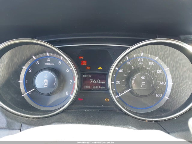 44984237 :رقم المزاد ، 5NPEC4ABXBH227027 vin ، 2011 Hyundai Sonata Se 2.0t مزاد بيع