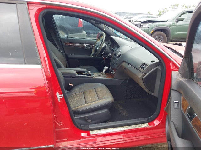 Продажа на аукционе авто 2010 Mercedes-benz C 300 Luxury/sport, vin: WDDGF5EB3AR095533, номер лота: 44984254