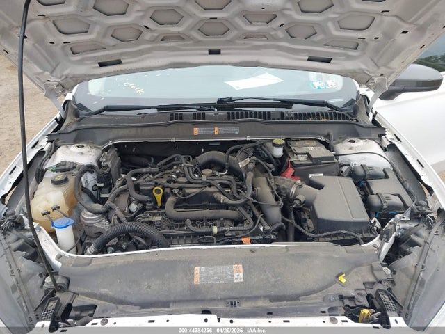 44984256 :رقم المزاد ، 3FA6P0HD4KR245325 vin ، 2019 Ford Fusion Se مزاد بيع