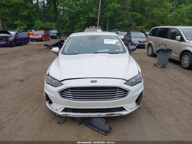 44984256 :رقم المزاد ، 3FA6P0HD4KR245325 vin ، 2019 Ford Fusion Se مزاد بيع