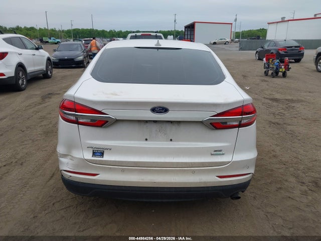44984256 :رقم المزاد ، 3FA6P0HD4KR245325 vin ، 2019 Ford Fusion Se مزاد بيع