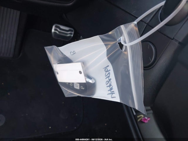 Продажа на аукционе авто 2019 Lincoln Mkz Hybrid Reserve I, vin: 3LN6L5LU6KR611453, номер лота: 44984261