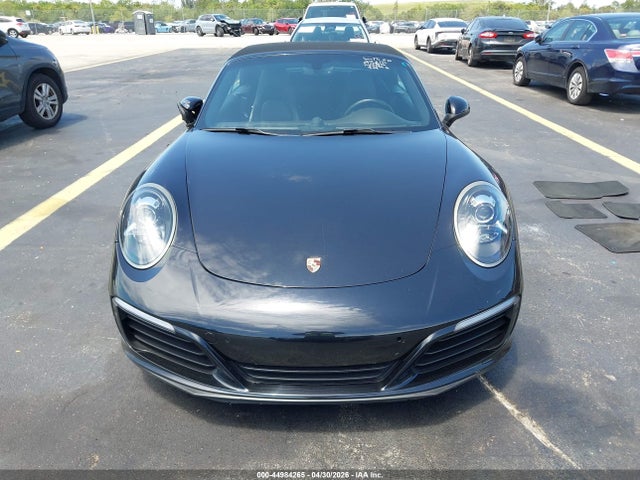 Porsche 911 CARRERA 2018 WP0CA2A9XJS138122 Image 12