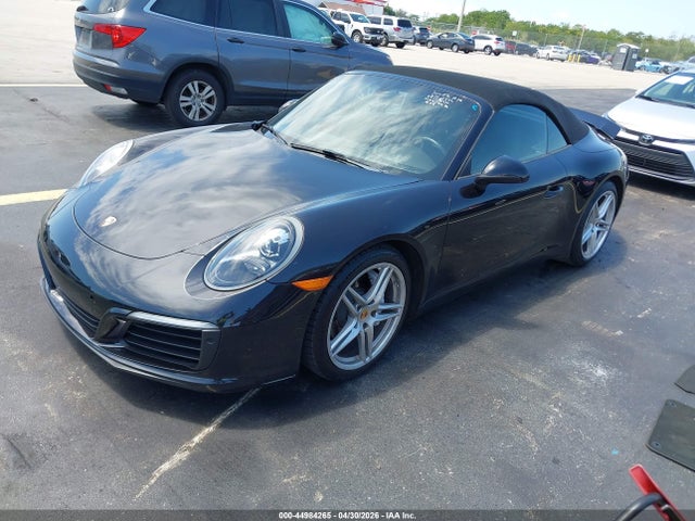Porsche 911 CARRERA 2018 WP0CA2A9XJS138122 Image 2