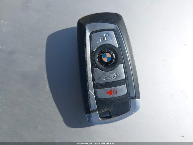 2013 Bmw 750li Xdrive მანქანა იყიდება აუქციონზე, vin: WBAYF8C59DD140163, აუქციონის ნომერი: 44984266