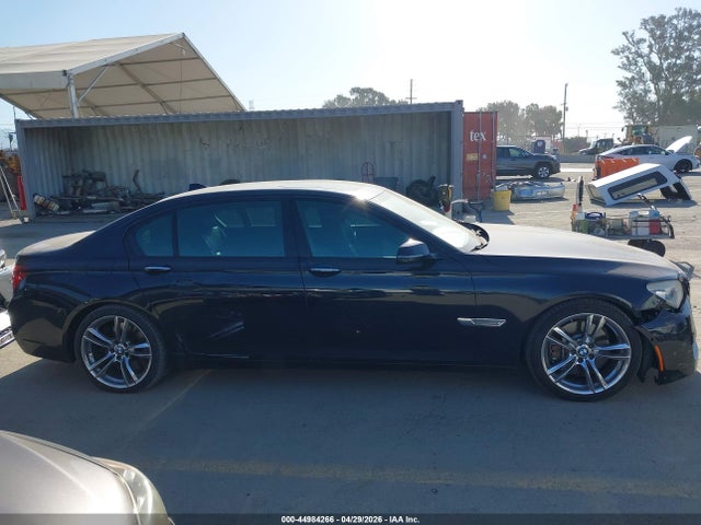 2013 Bmw 750li Xdrive მანქანა იყიდება აუქციონზე, vin: WBAYF8C59DD140163, აუქციონის ნომერი: 44984266