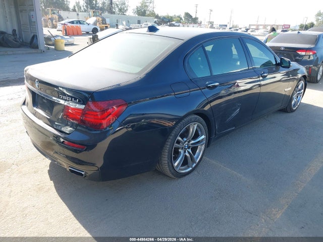 2013 Bmw 750li Xdrive მანქანა იყიდება აუქციონზე, vin: WBAYF8C59DD140163, აუქციონის ნომერი: 44984266