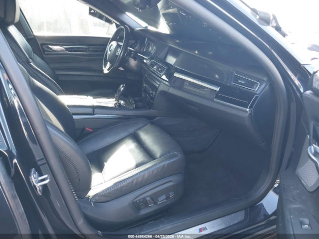 2013 Bmw 750li Xdrive მანქანა იყიდება აუქციონზე, vin: WBAYF8C59DD140163, აუქციონის ნომერი: 44984266