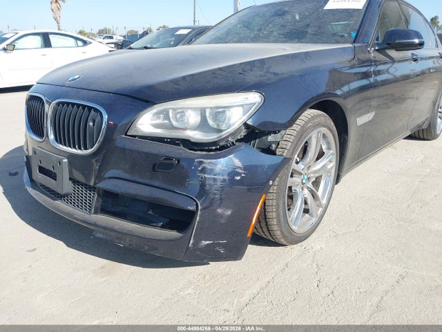 2013 Bmw 750li Xdrive მანქანა იყიდება აუქციონზე, vin: WBAYF8C59DD140163, აუქციონის ნომერი: 44984266