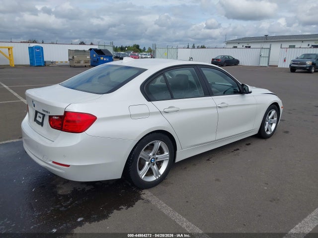 WBA3C1C55EK115560 BMW 328I