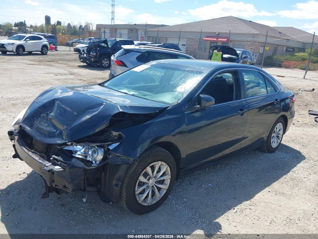 44984307 :رقم المزاد ، 4T1BF1FKXGU603476 vin ، 2016 Toyota Camry Le مزاد بيع