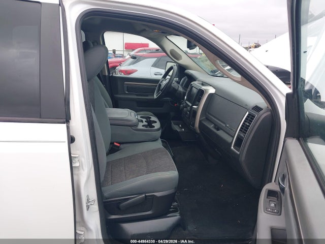 44984330 :رقم المزاد ، 1C6RR6TT2HS741537 vin ، 2017 Ram 1500 Big Horn  4x2 6'4 Box مزاد بيع