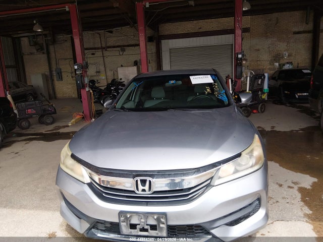 Aukcja sprzedaży 2017 Honda Accord Lx, vin: 1HGCR2F32HA091022, numer aukcji: 44984345
