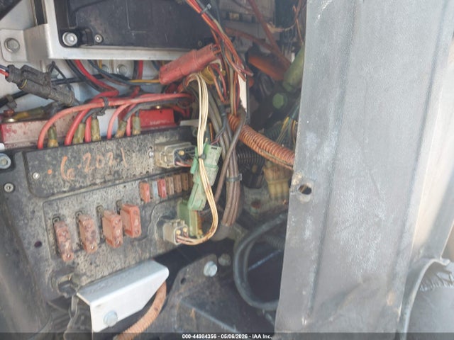 Other Other 2019 7F7ATR315KER00024 Image 8