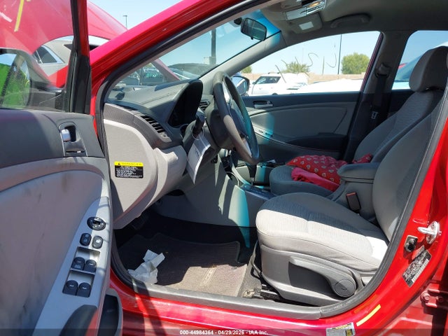 44984364 :رقم المزاد ، KMHCT4AE2FU867838 vin ، 2015 Hyundai Accent Gls مزاد بيع