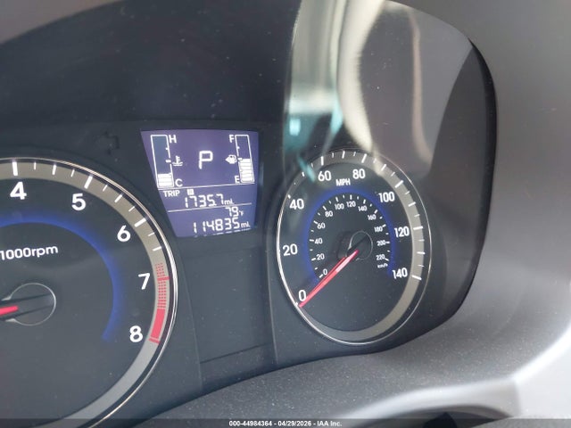 44984364 :رقم المزاد ، KMHCT4AE2FU867838 vin ، 2015 Hyundai Accent Gls مزاد بيع