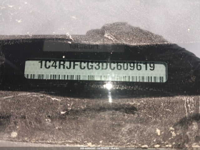 44984365 :رقم المزاد ، 1C4RJFCG3DC609619 vin ، 2013 Jeep Grand Cherokee Overland مزاد بيع