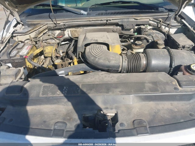 44984389 :رقم المزاد ، 2FTRX17L42CA26928 vin ، 2002 Ford F-150 Lariat/xl/xlt مزاد بيع