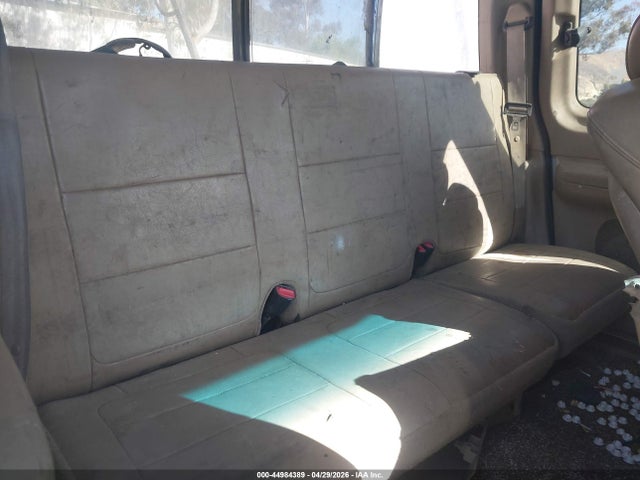 44984389 :رقم المزاد ، 2FTRX17L42CA26928 vin ، 2002 Ford F-150 Lariat/xl/xlt مزاد بيع