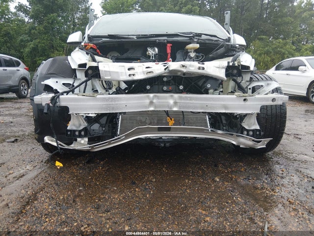 2022 Tesla Model Y Performance Dual Motor All-wheel Drive მანქანა იყიდება აუქციონზე, vin: 7SAYGDEF2NF564568, აუქციონის ნომერი: 44984401