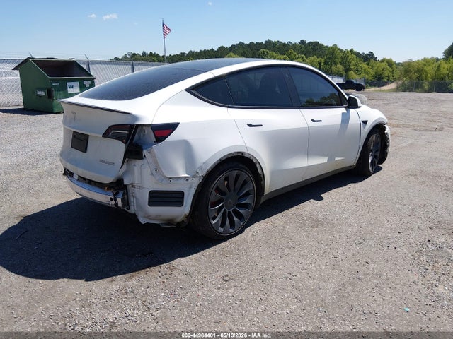 2022 Tesla Model Y Performance Dual Motor All-wheel Drive მანქანა იყიდება აუქციონზე, vin: 7SAYGDEF2NF564568, აუქციონის ნომერი: 44984401