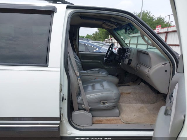 Продаж на аукціоні авто 1999 Gmc Suburban 1500 Slt Cmi, vin: 1GKEC16R6XJ743277, номер лоту: 44984421