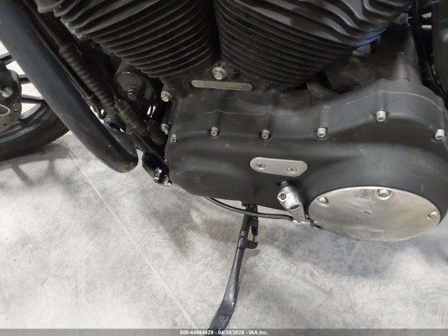 Harley-Davidson Xl883 Iron 883 2015 1HD4LE214FC402041 Image 14