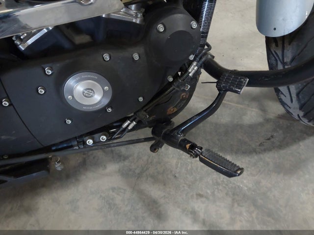 Harley-Davidson Xl883 Iron 883 2015 1HD4LE214FC402041 Image 15