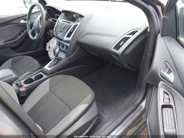 Ford FOCUS SE 2014 1FADP3F27EL448450 Image 5