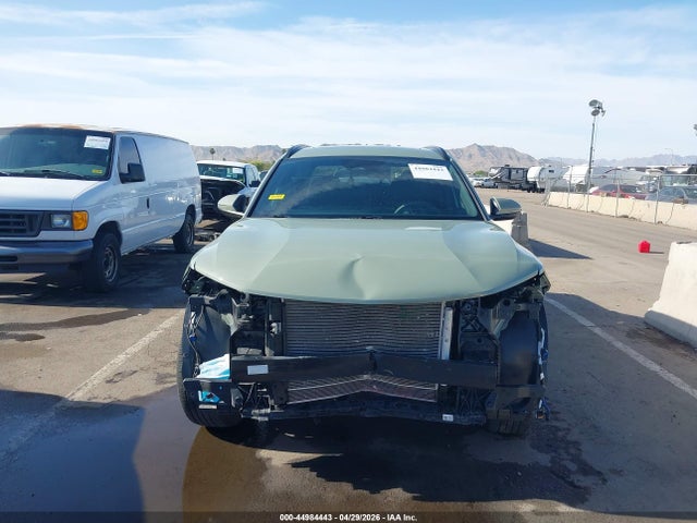 5NTJC4AE2PH044173 Hyundai Santa Cruz Sel