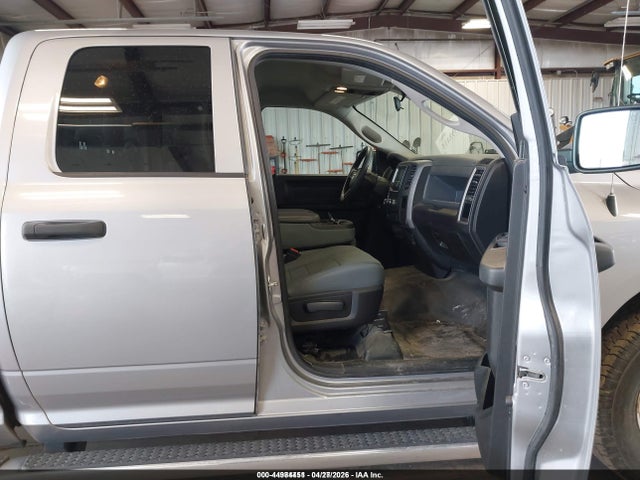 Продаж на аукціоні авто 2019 Ram 1500 Classic Tradesman  4x4 6'4 Box, vin: 1C6RR7FG1KS614161, номер лоту: 44984451