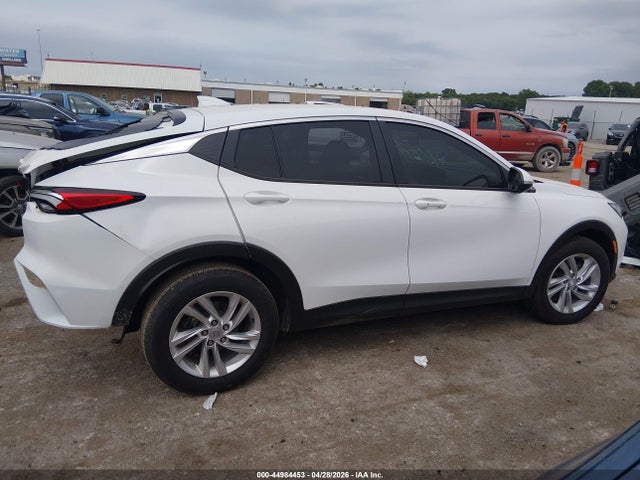 44984453 :رقم المزاد ، KL47LAE2XRB075418 vin ، 2024 Buick Envista Preferred Fwd مزاد بيع