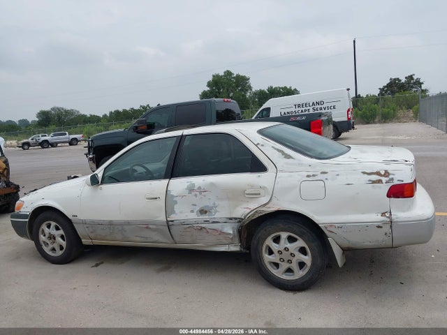 2001 Toyota Camry Le მანქანა იყიდება აუქციონზე, vin: JT2BG22K710572935, აუქციონის ნომერი: 44984456