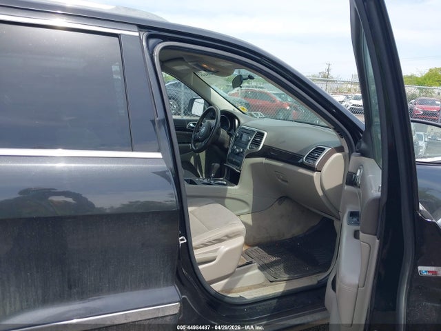 44984487 :رقم المزاد ، 1J4RR4GG0BC567859 vin ، 2011 Jeep Grand Cherokee Laredo مزاد بيع