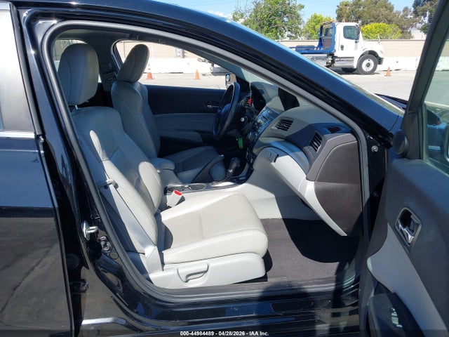 44984489 :رقم المزاد ، 19UDE2F36JA001361 vin ، 2018 Acura Ilx Acurawatch Plus Package مزاد بيع