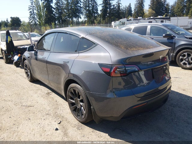 2023 Tesla Model Y Awd/long Range Dual Motor All-wheel Drive მანქანა იყიდება აუქციონზე, vin: 7SAYGDEE3PF935814, აუქციონის ნომერი: 44984492