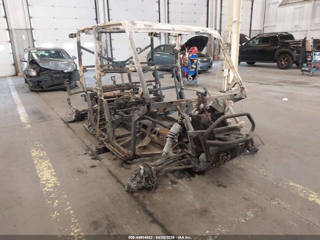 Can-Am Defender Max 2022 3JBUUAX42NK010472 zdjęcie główne
