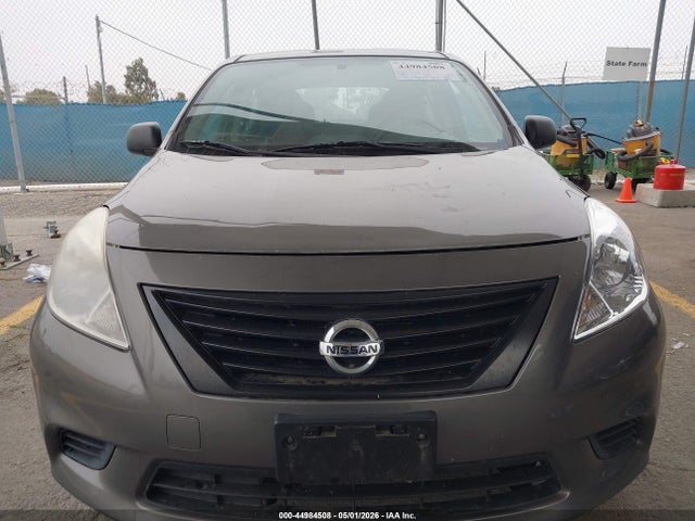 3N1CN7AP4EL851606 Nissan Versa 1.6 S+