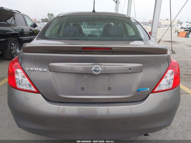 3N1CN7AP4EL851606 Nissan Versa 1.6 S+