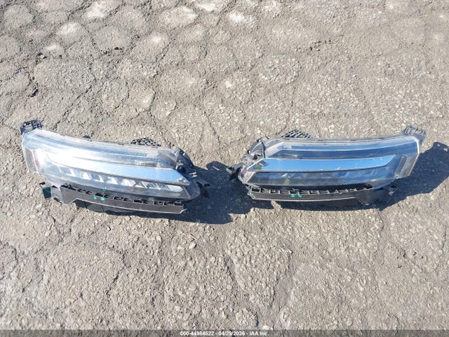 JHMZC5F1XJC013879 Honda CLARITY PLUG-IN HYBRID