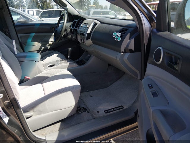 2011 Toyota Tacoma Base V6 მანქანა იყიდება აუქციონზე, vin: 3TMMU4FN5BM027582, აუქციონის ნომერი: 44984524