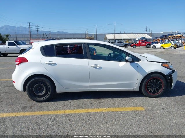 KNAFK5A82G5524833 KIA FORTE LX