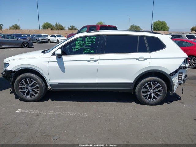 Продажа на аукционе авто 2021 Volkswagen Tiguan 2.0t S, vin: 3VV0B7AX5MM137387, номер лота: 44984573